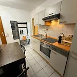 Immo-vision - Modern Living Apartments, Zentral, Parkplatz, Kueche, Wlan アパート *