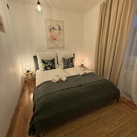 Immo-vision - Modern Living Apartments, Zentral, Parkplatz, Kueche, Wlan *